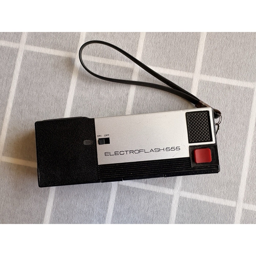 Vintage Retro Continental Electroflash 555‎ Camera Optical Lens 1:8, Not Tested